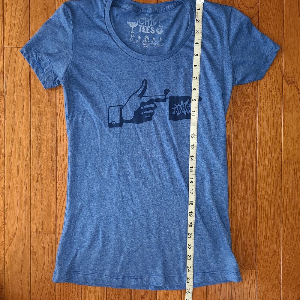 Chive Tees Women Heathered Blue Short Sleeve T-Shirt Med Finger Gun 'BANG' - Picture 3 of 5